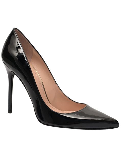 Stylish Stuart Weitzman Black Patent Leather Shoes: Perfect for Any Occasion